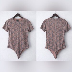 House of Harlow 1960 Brown and Black Snake Print Short Sleeve Bodysuit